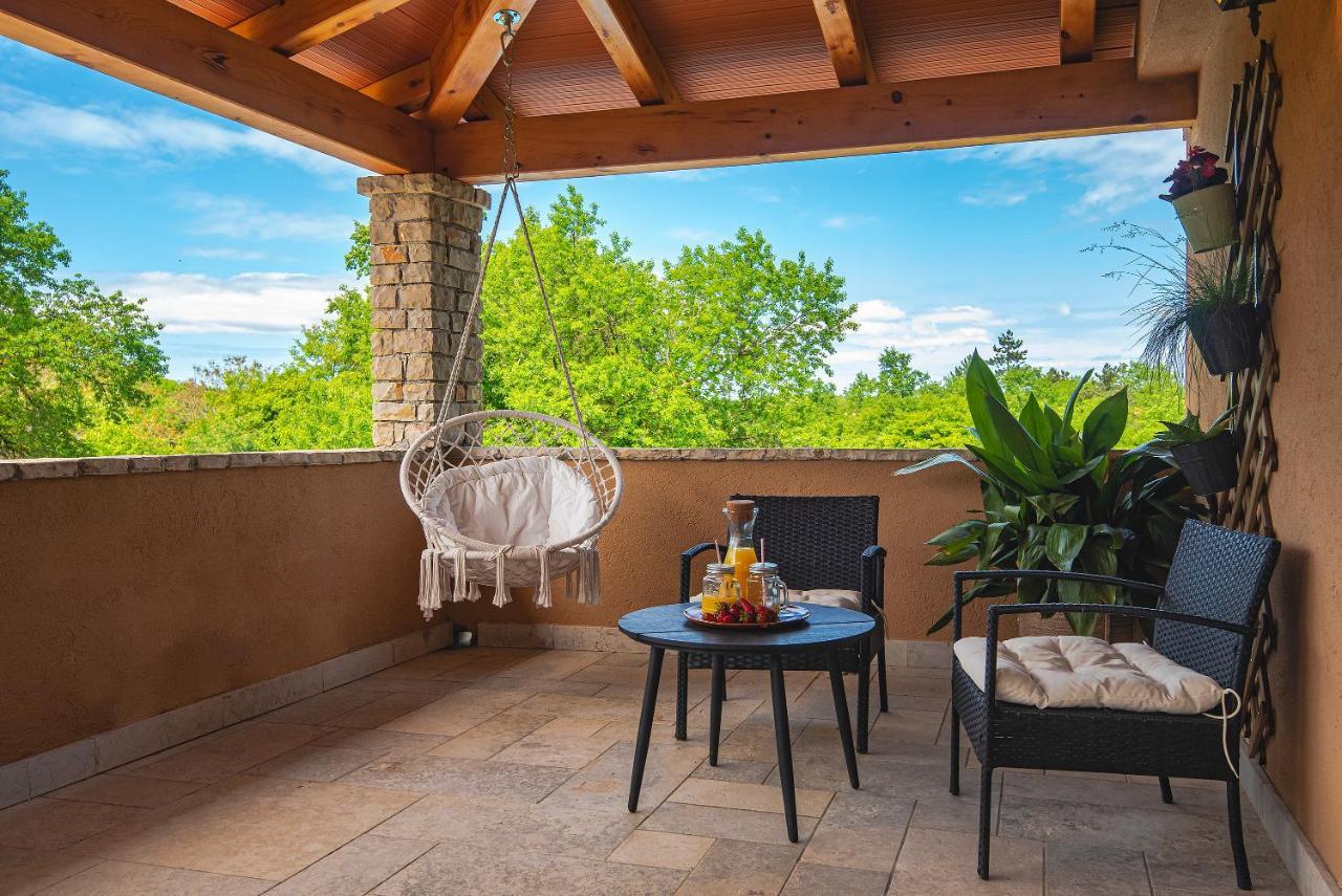 Casa Karnevali Villa Zminj Luaran gambar