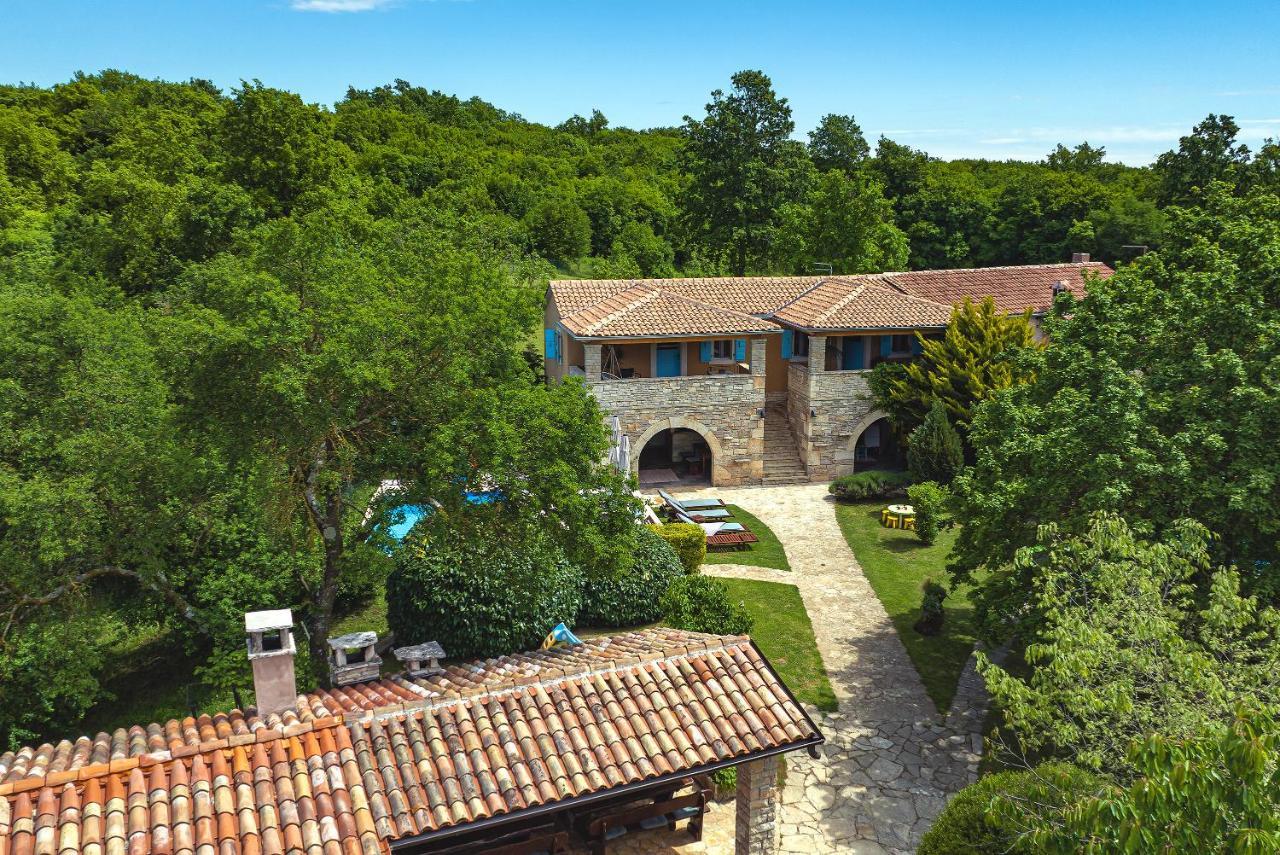 Casa Karnevali Villa Zminj Luaran gambar